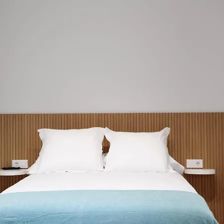 La Estrella De Tarsis * Σαντιγιάνα ντελ Μαρ