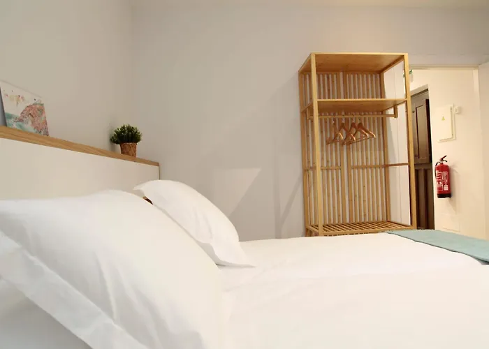 La Estrella De Tarsis سانتيانا ذيل مار